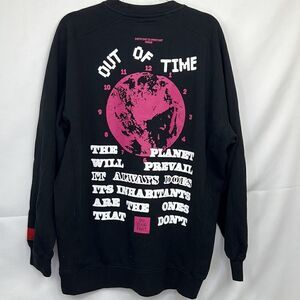 CHNGE Black Earth Day graphic Sweatshirt size M EUC